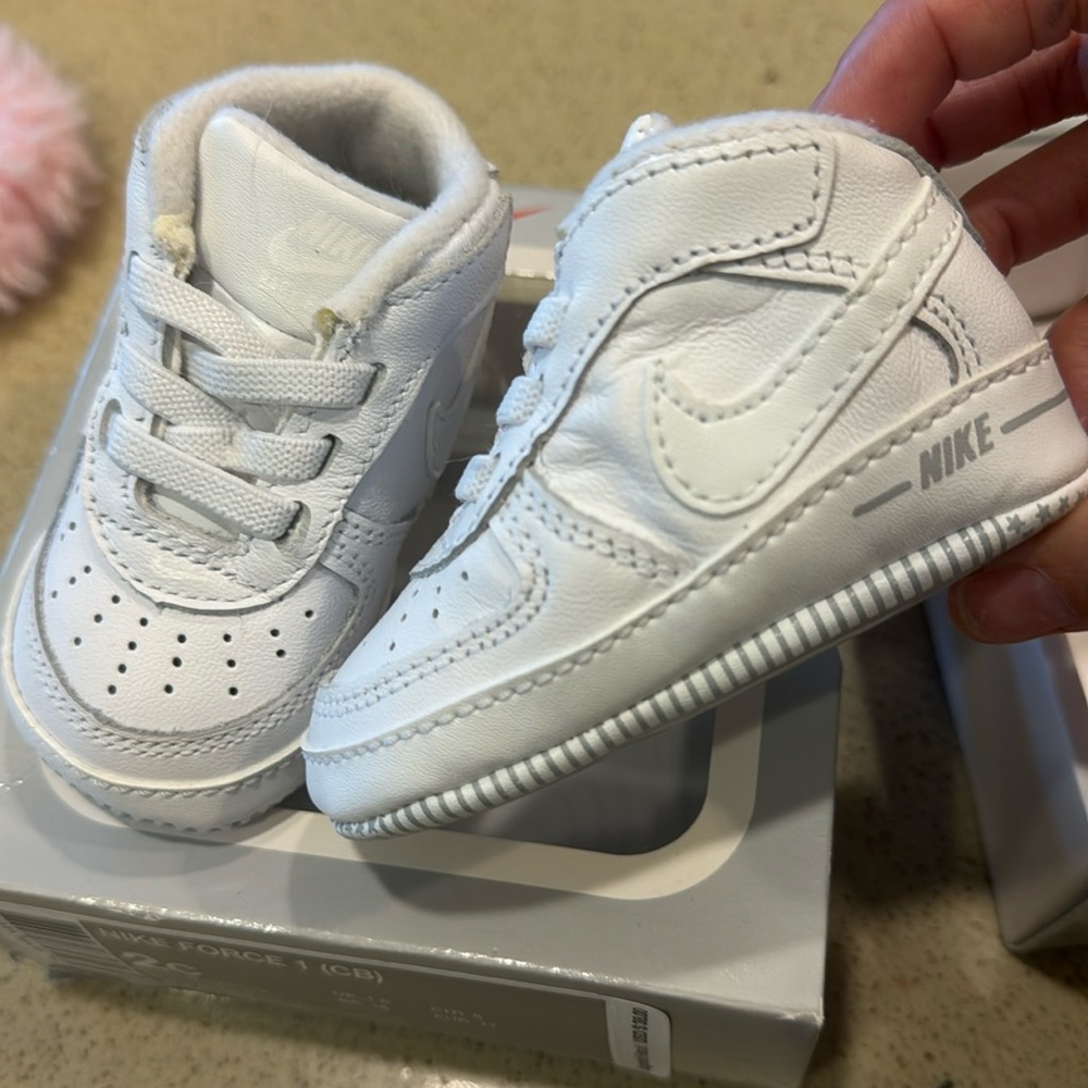 Baby Air Force 1 (cb) size 2 white